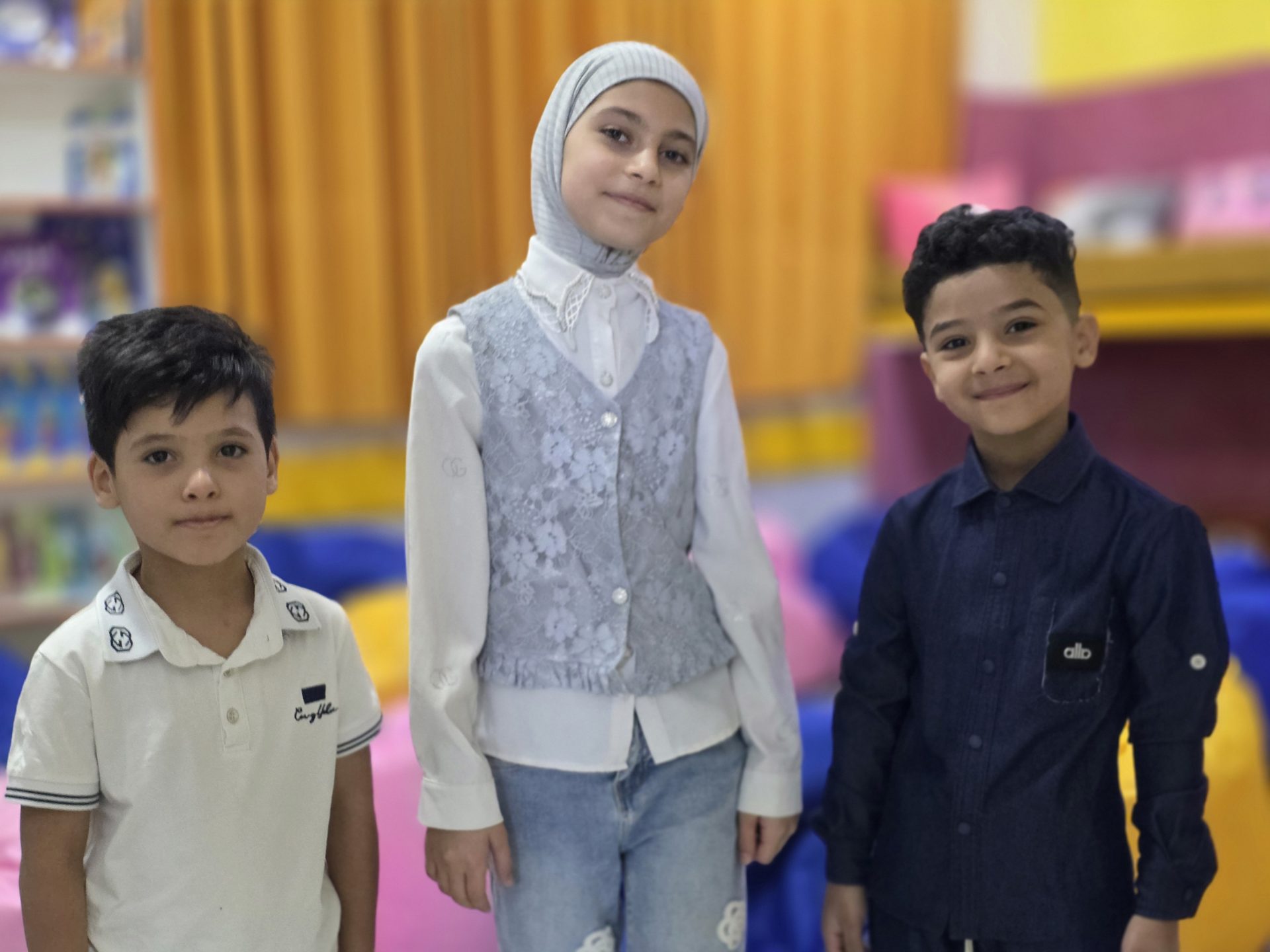 صورة من ألبوم تسجيل الصف الأول 26-27